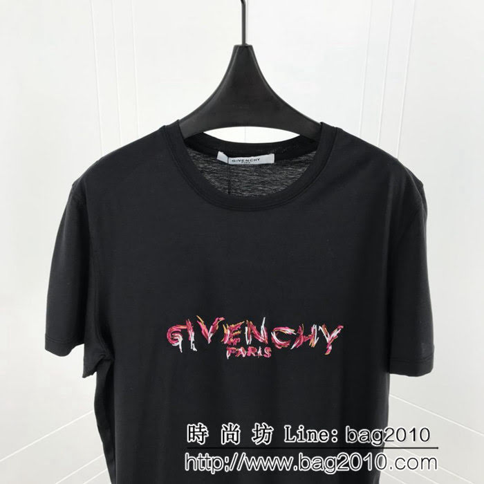 GVC紀梵希 19早春新款 紅色刺繡火焰字母 雙股絲光 男款短袖 ydi1587